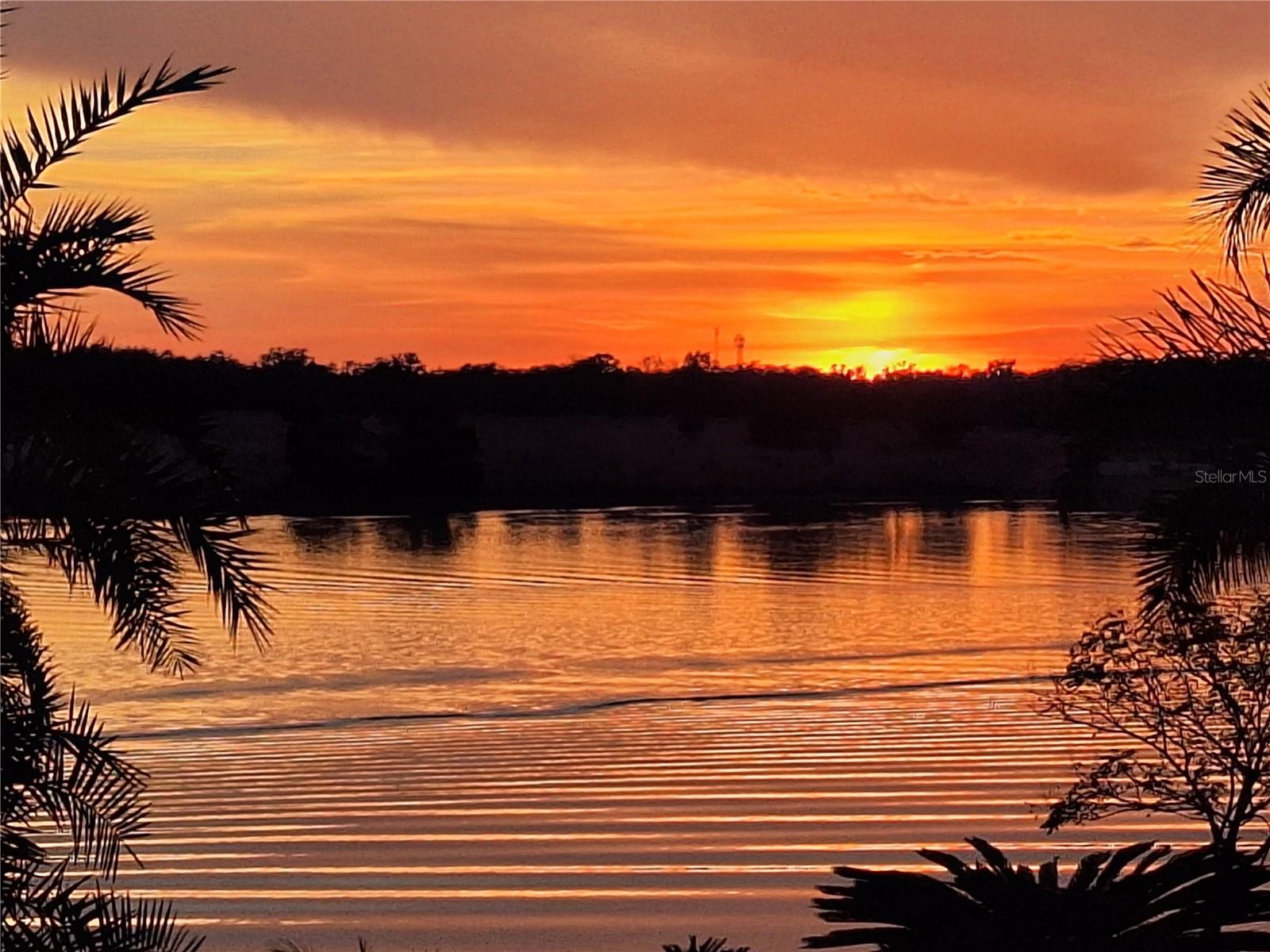 Image 2 of 65 For 2404 Waycross Avenue