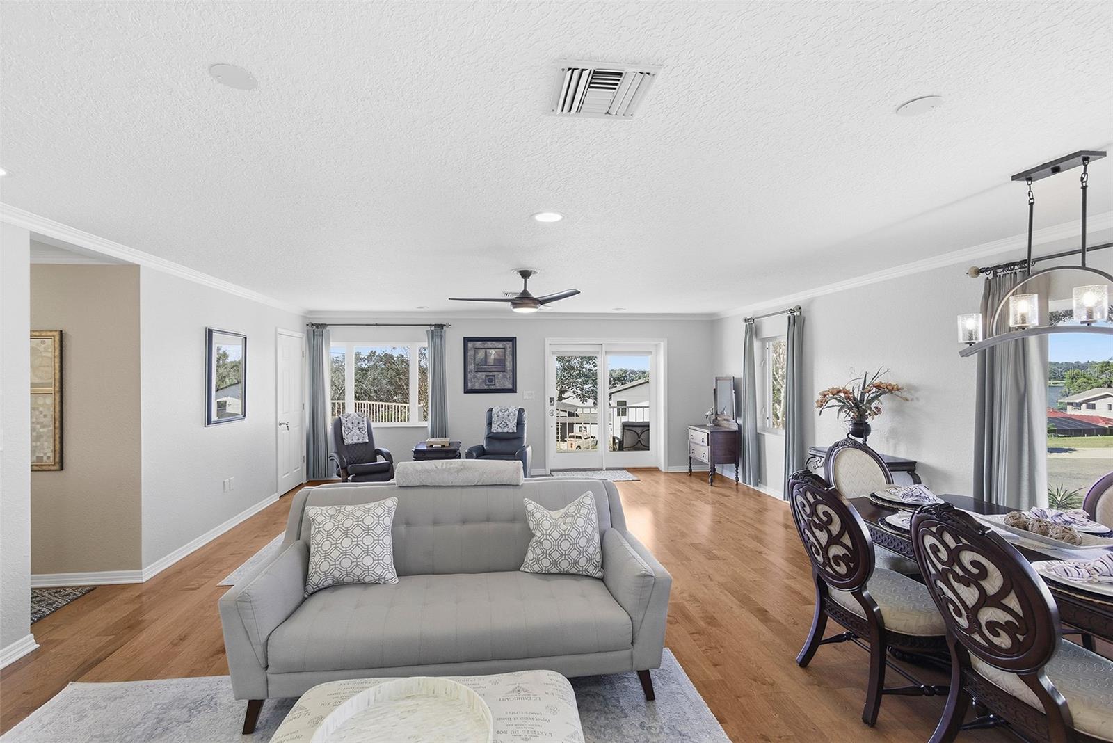 Image 5 of 65 For 2404 Waycross Avenue