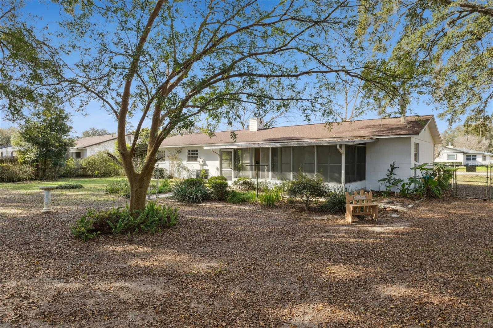 Image 27 of 36 For 141 50th Court