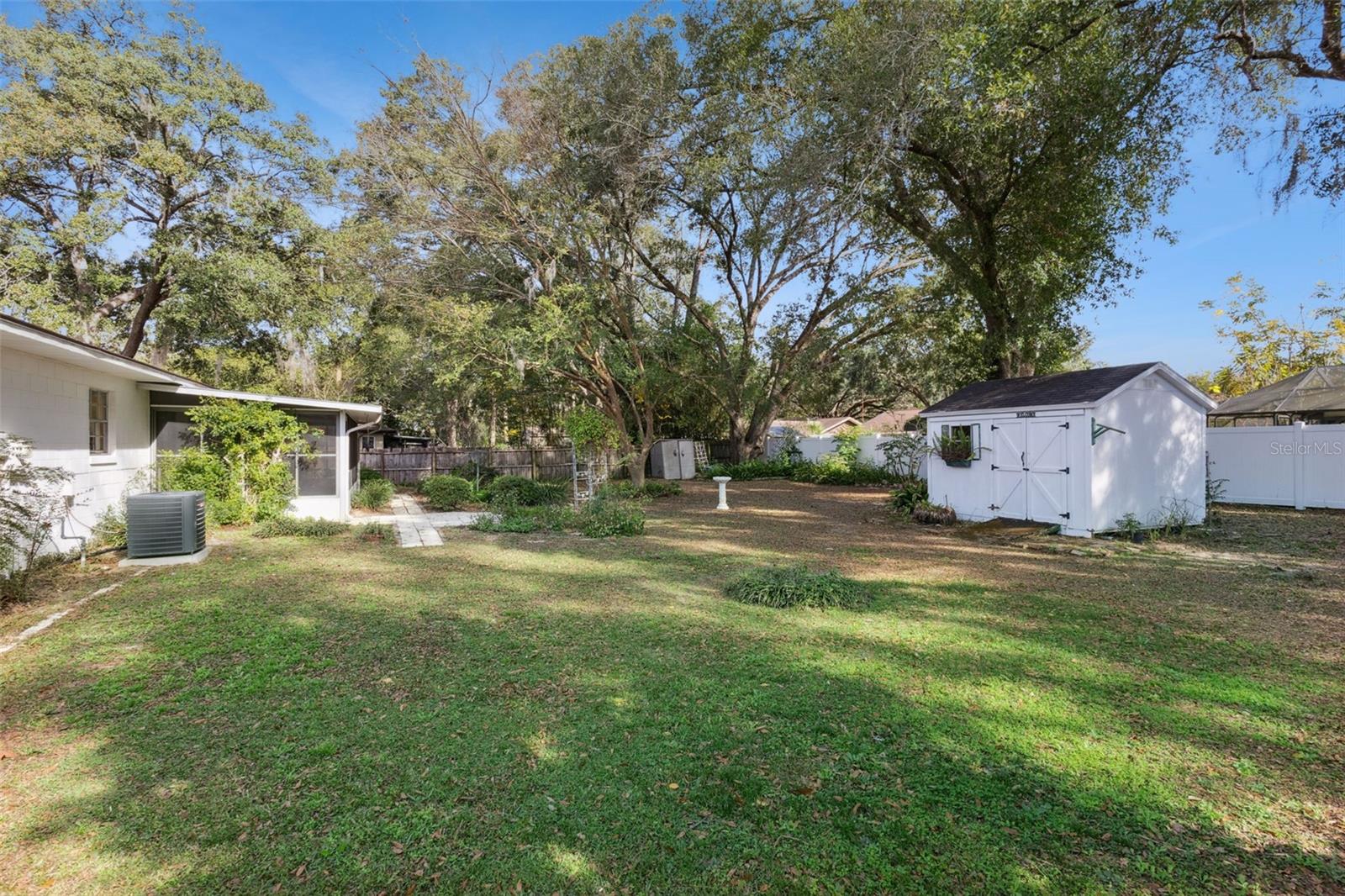 Image 30 of 36 For 141 50th Court