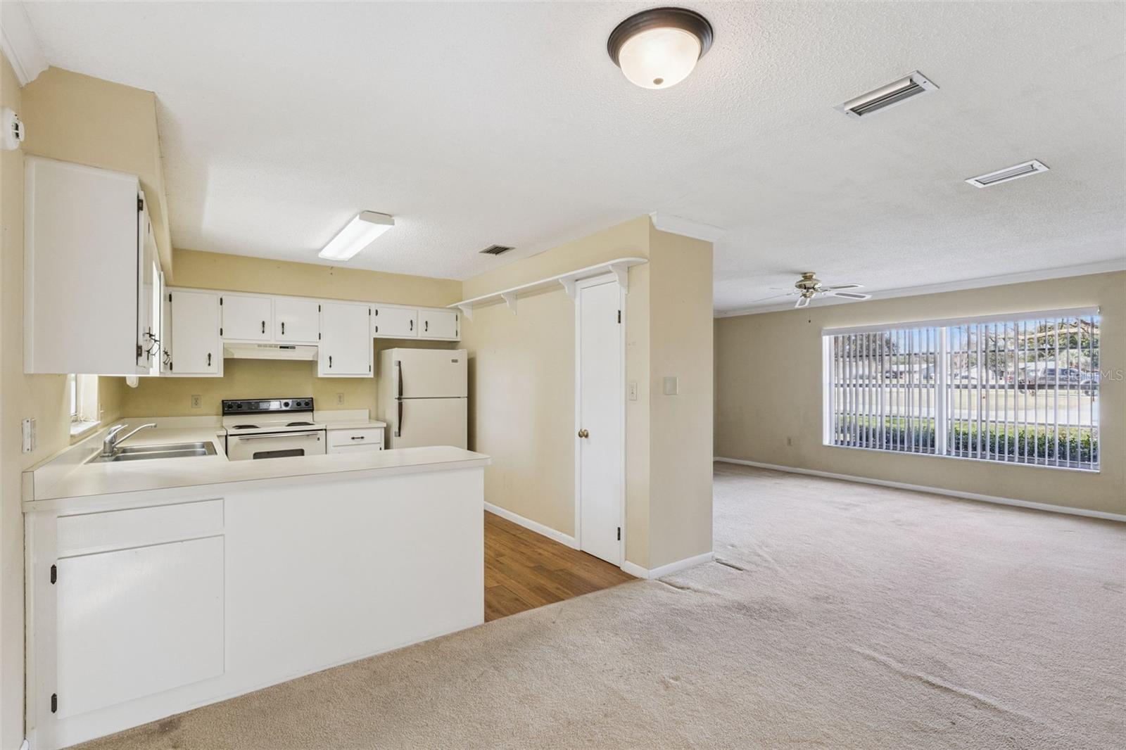 Image 7 of 36 For 141 50th Court