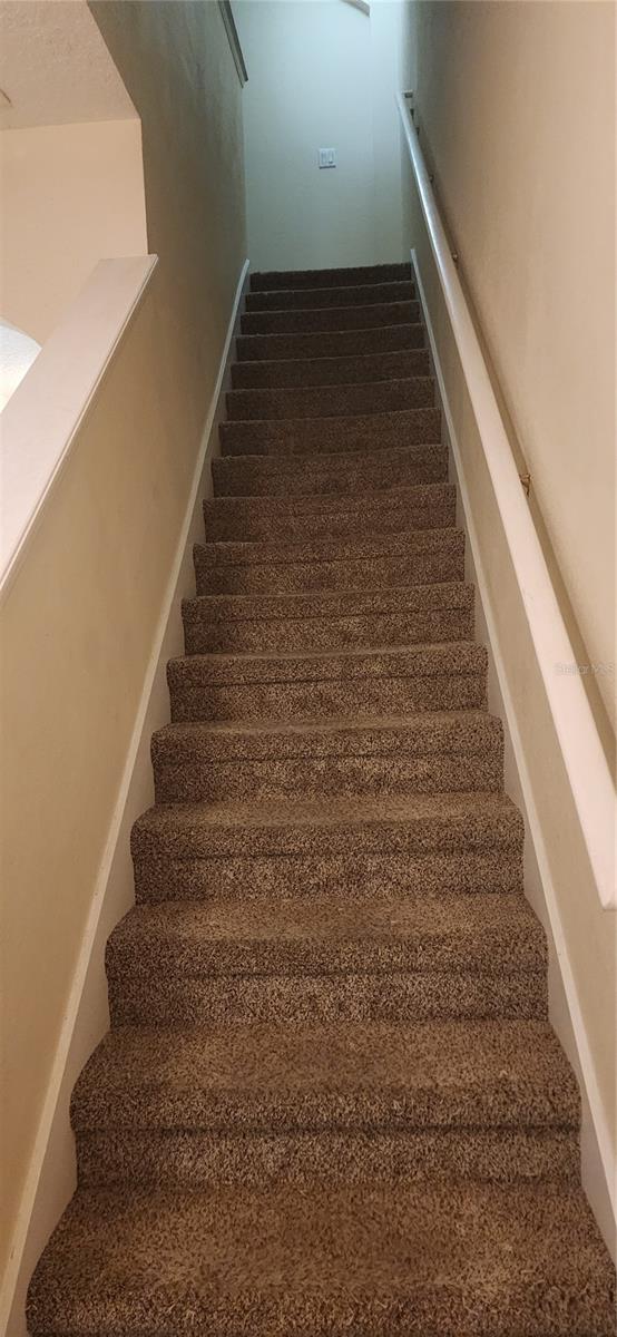 Image 11 of 29 For 16229 Old Ash Loop