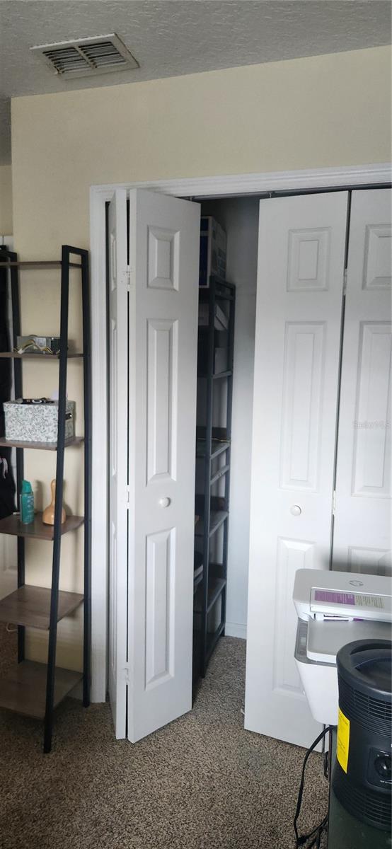 Image 15 of 29 For 16229 Old Ash Loop