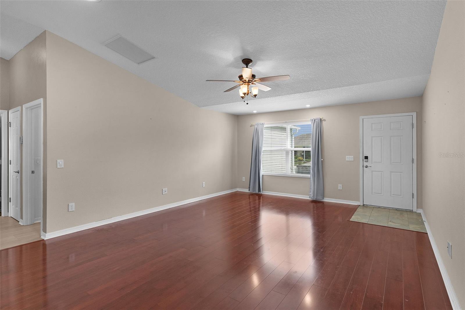 Image 11 of 47 For 909 Abaco Path