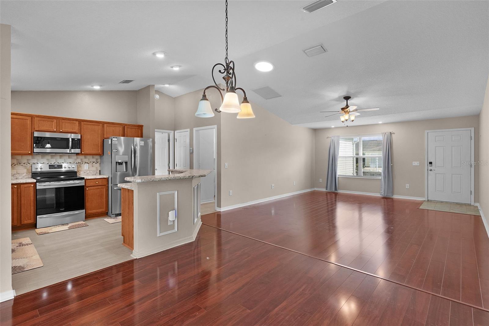 Image 12 of 47 For 909 Abaco Path