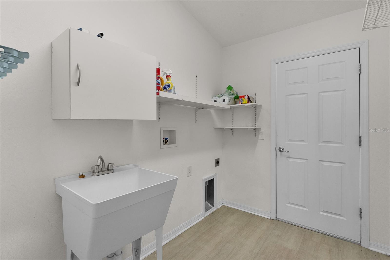 Image 32 of 47 For 909 Abaco Path