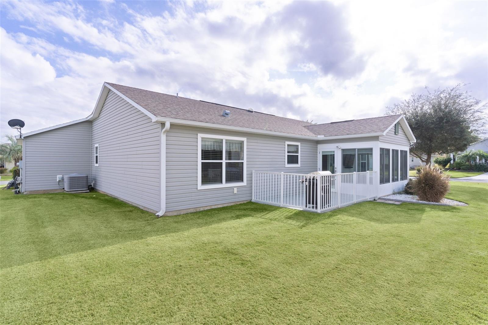 Image 38 of 47 For 909 Abaco Path