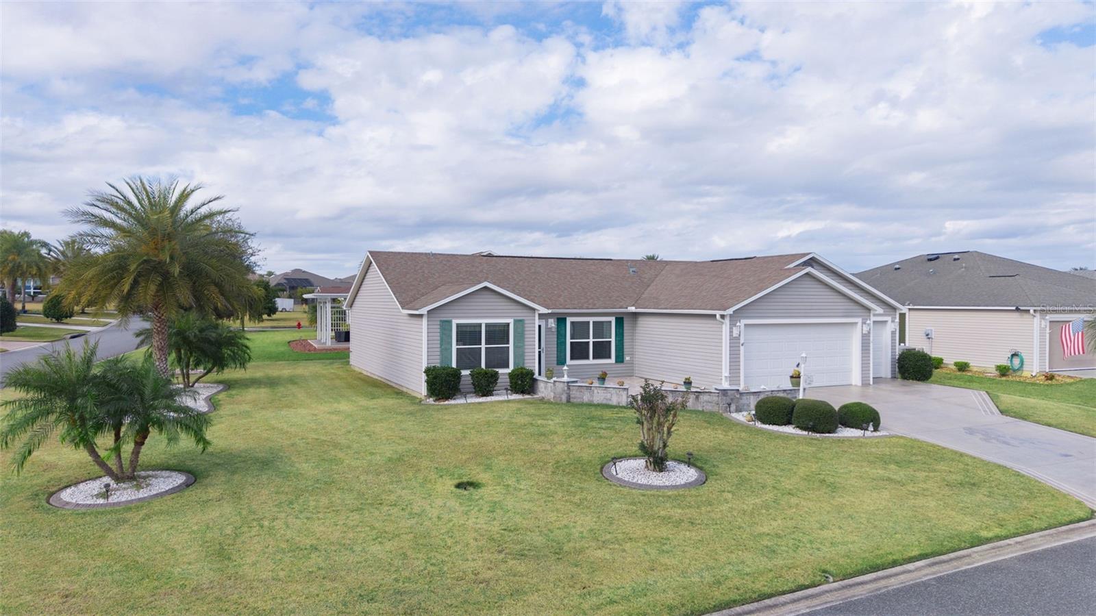 Image 40 of 47 For 909 Abaco Path