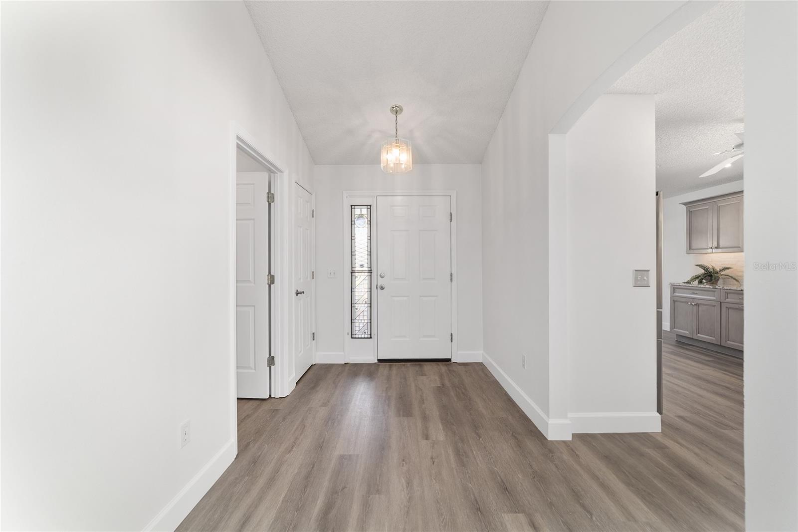 Image 16 of 61 For 1211 Cabella Circle