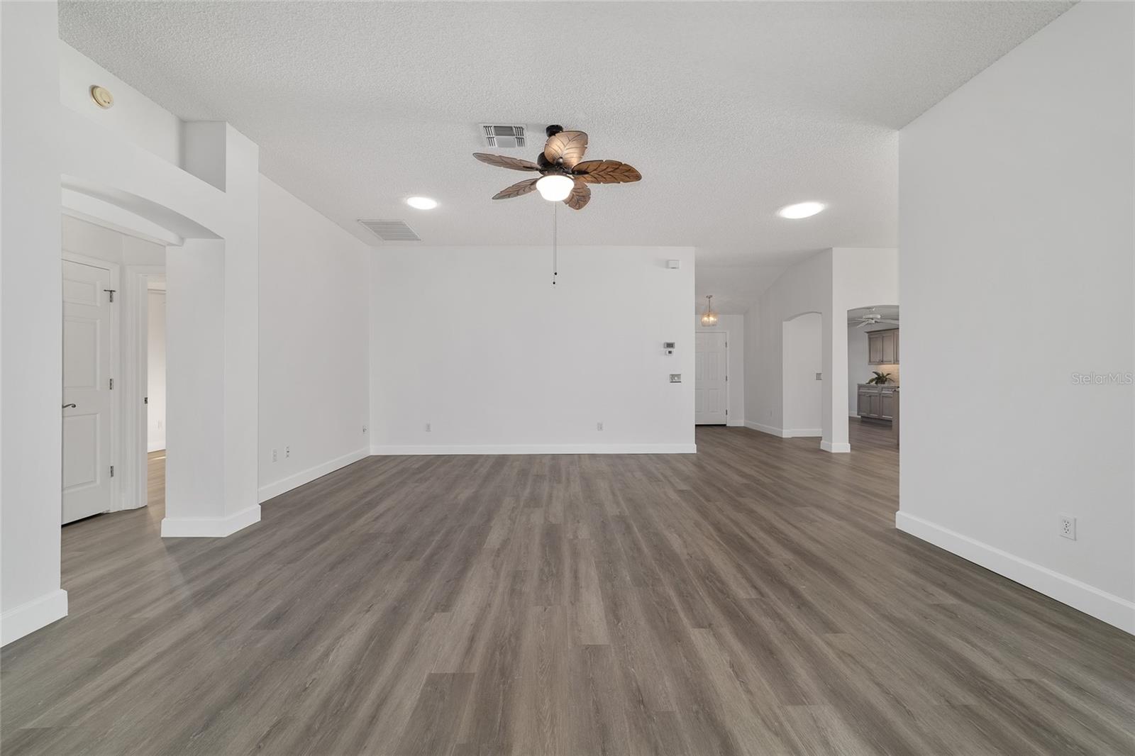 Image 22 of 61 For 1211 Cabella Circle