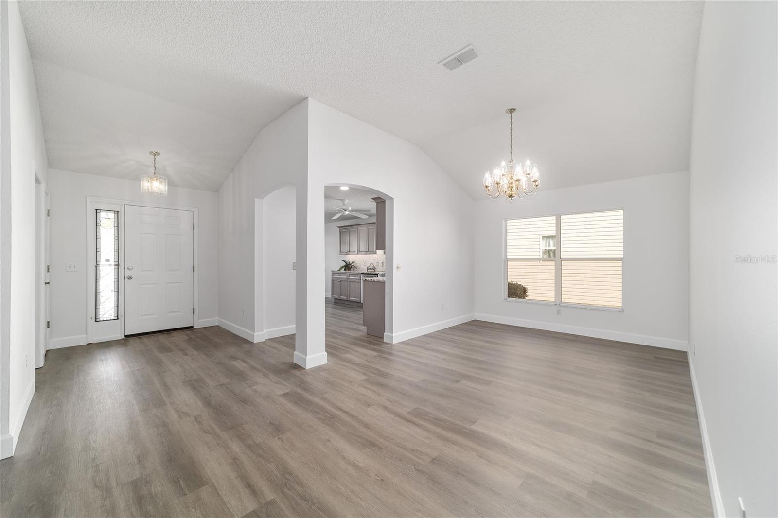 Image 25 of 61 For 1211 Cabella Circle