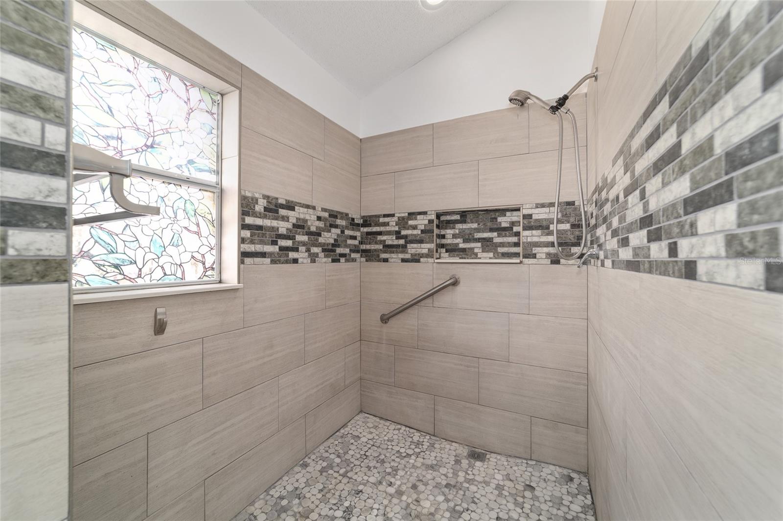 Image 40 of 61 For 1211 Cabella Circle