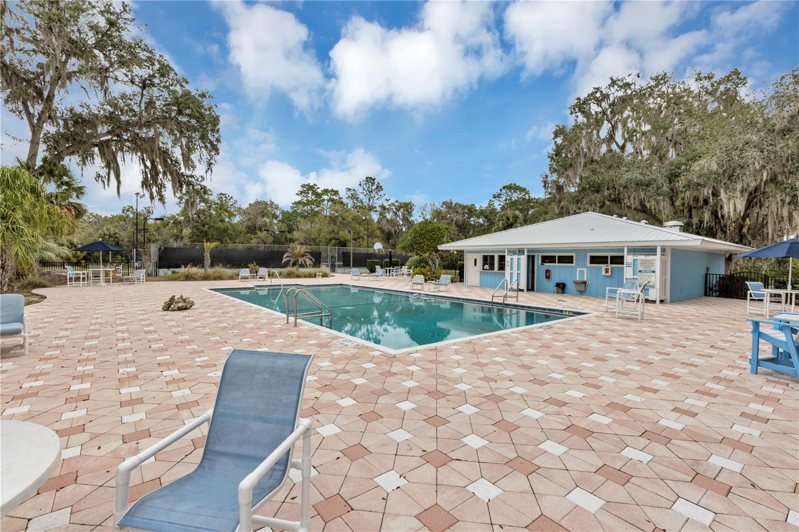 Image 22 of 34 For 19438 79th Street