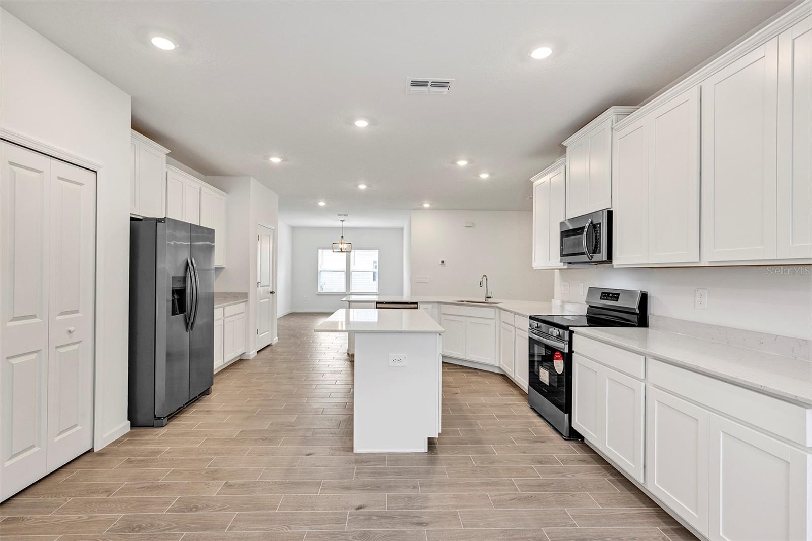 Image 8 of 34 For 19438 79th Street