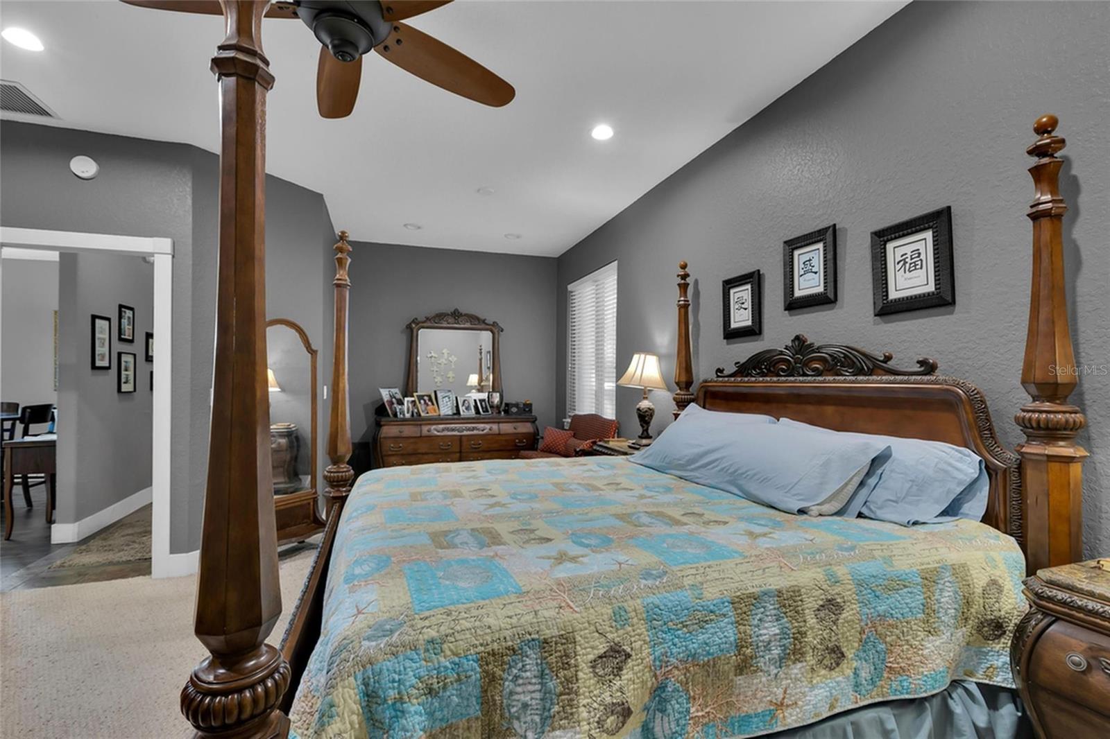 Image 22 of 46 For 25507 Troon Avenue