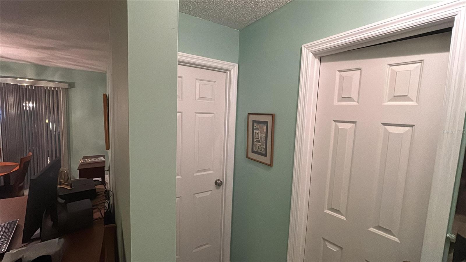 Image 22 of 29 For 17713 95th Circle