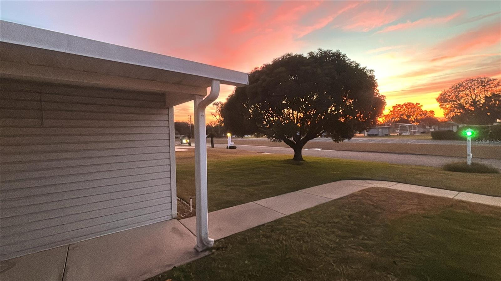 Image 3 of 29 For 17713 95th Circle