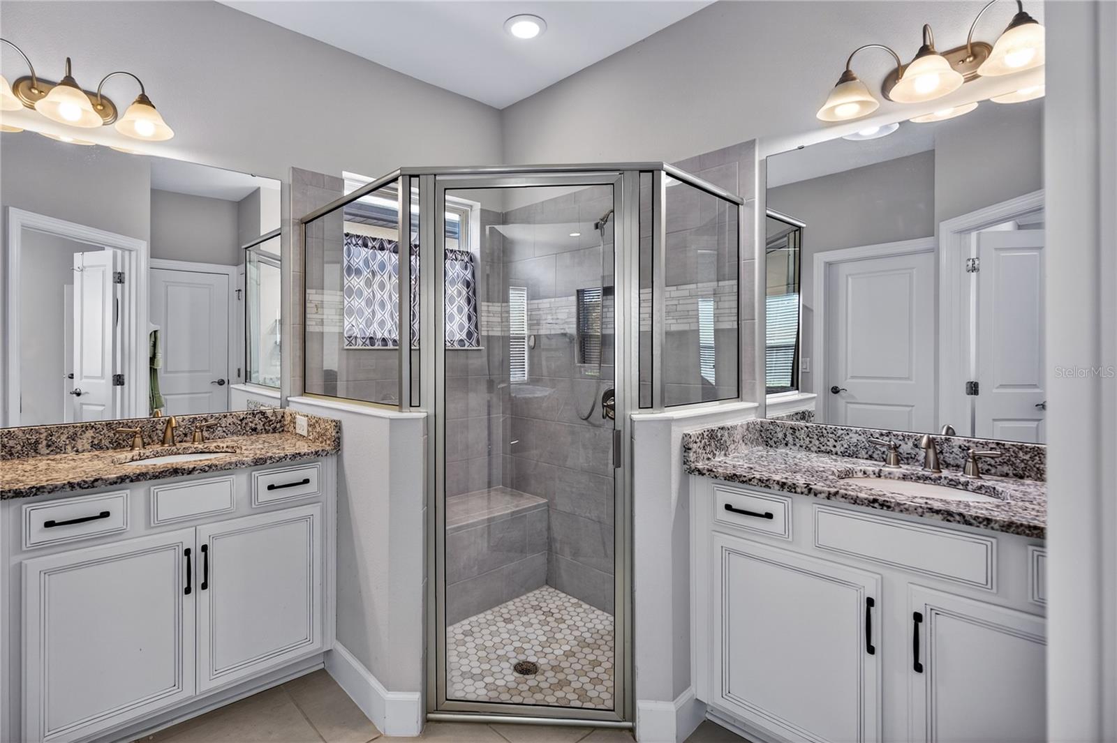 Image 18 of 36 For 1284 Zeek Ridge Street