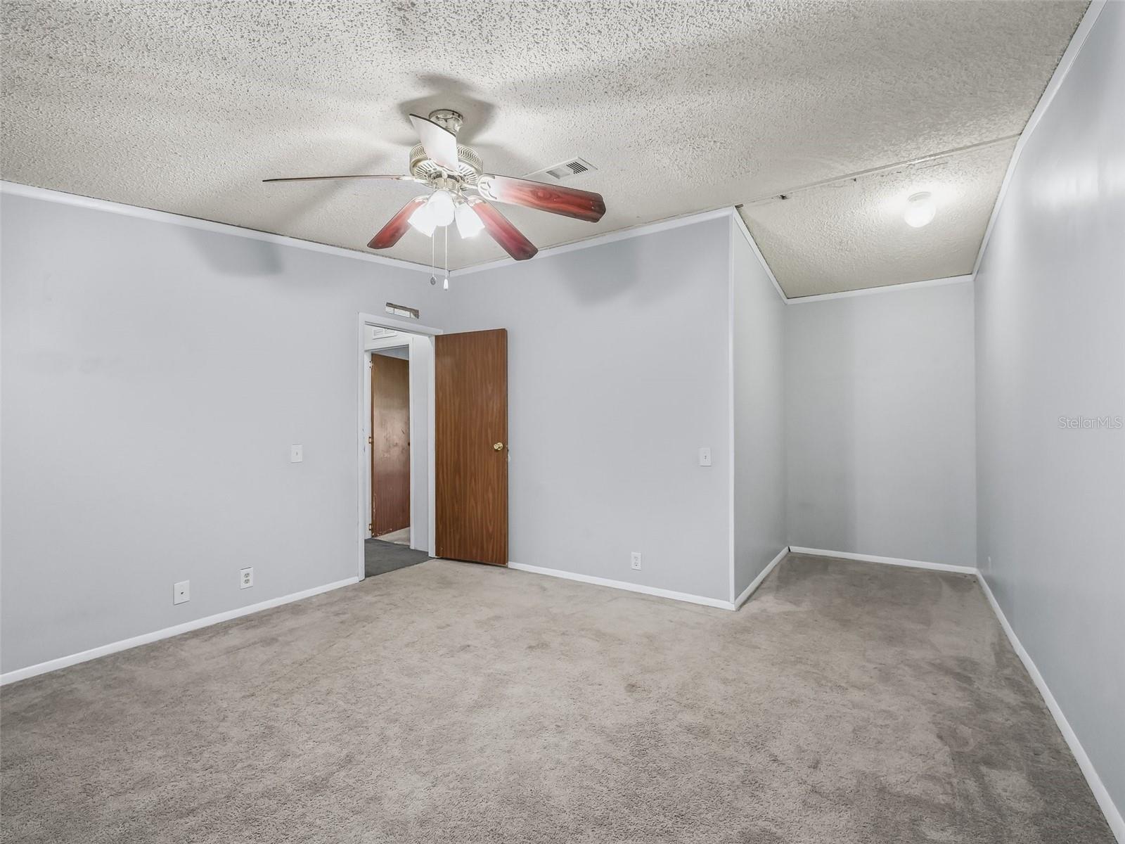 Image 22 of 42 For 17070 173rd Terrace Road