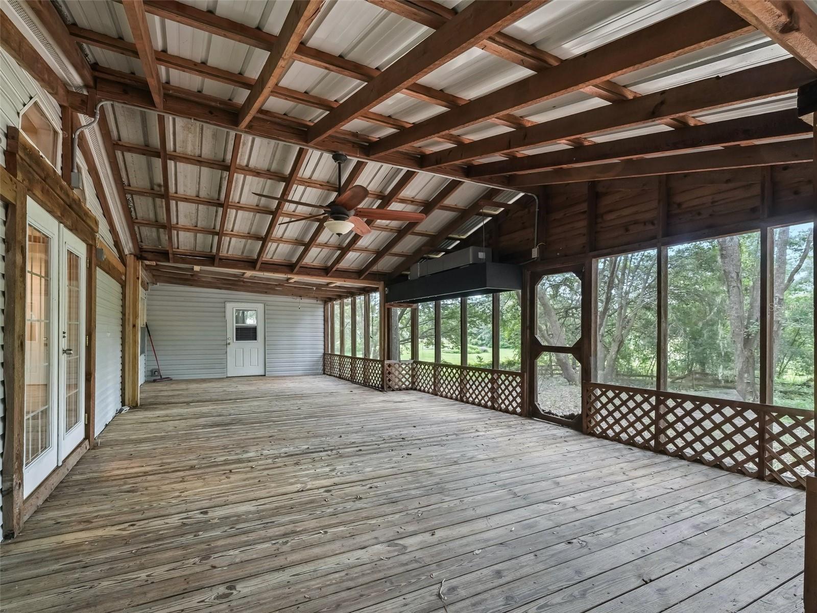 Image 27 of 42 For 17070 173rd Terrace Road