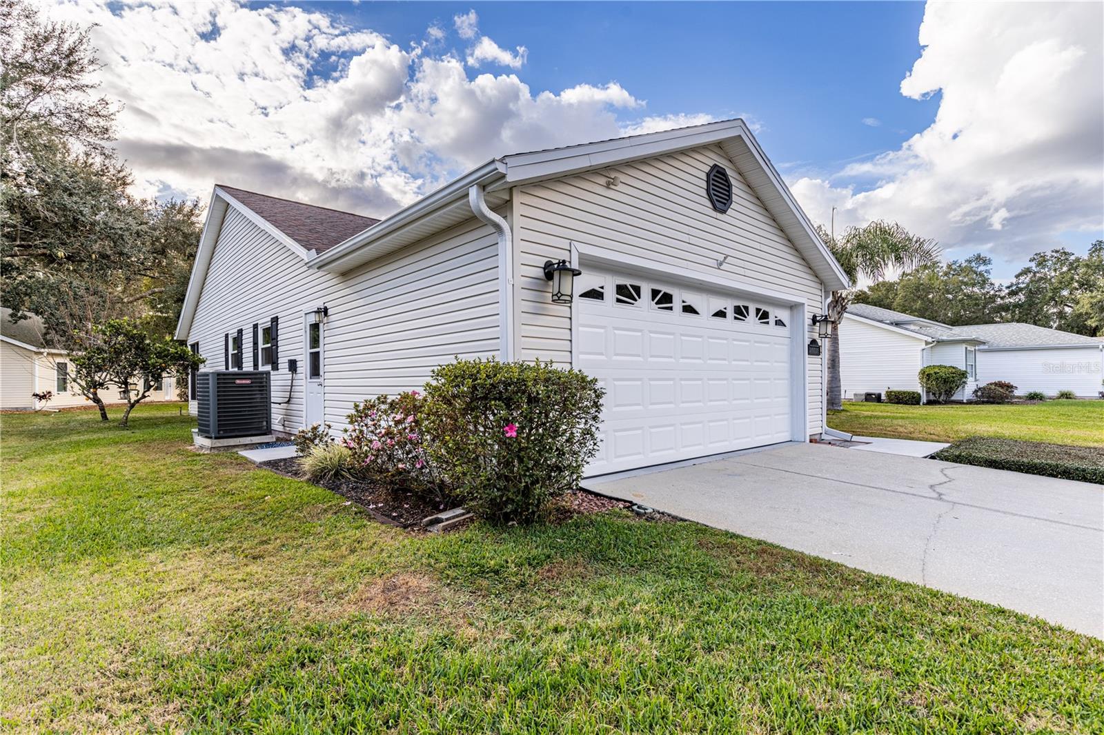 Image 4 of 36 For 25735 Glen Eagle Drive