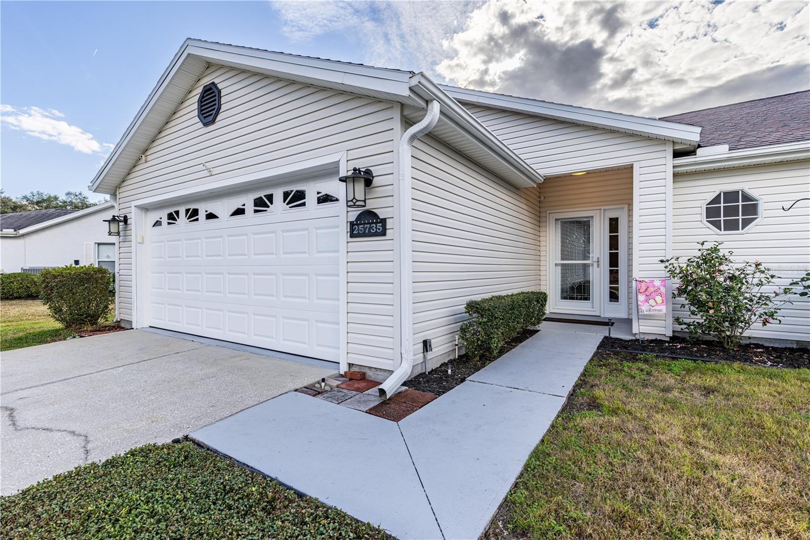 Image 5 of 36 For 25735 Glen Eagle Drive