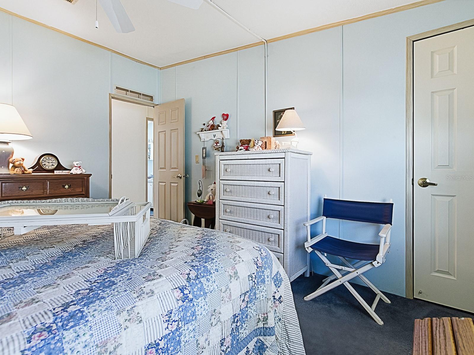 Image 20 of 54 For 25120 Clifford Hill