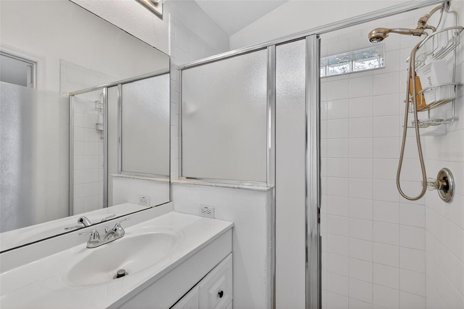 Image 15 of 23 For 121 Sonja Circle