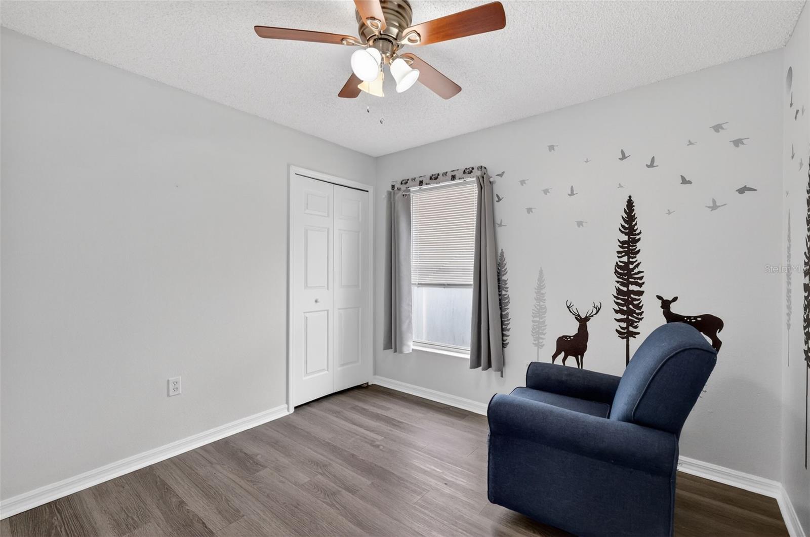 Image 16 of 23 For 121 Sonja Circle