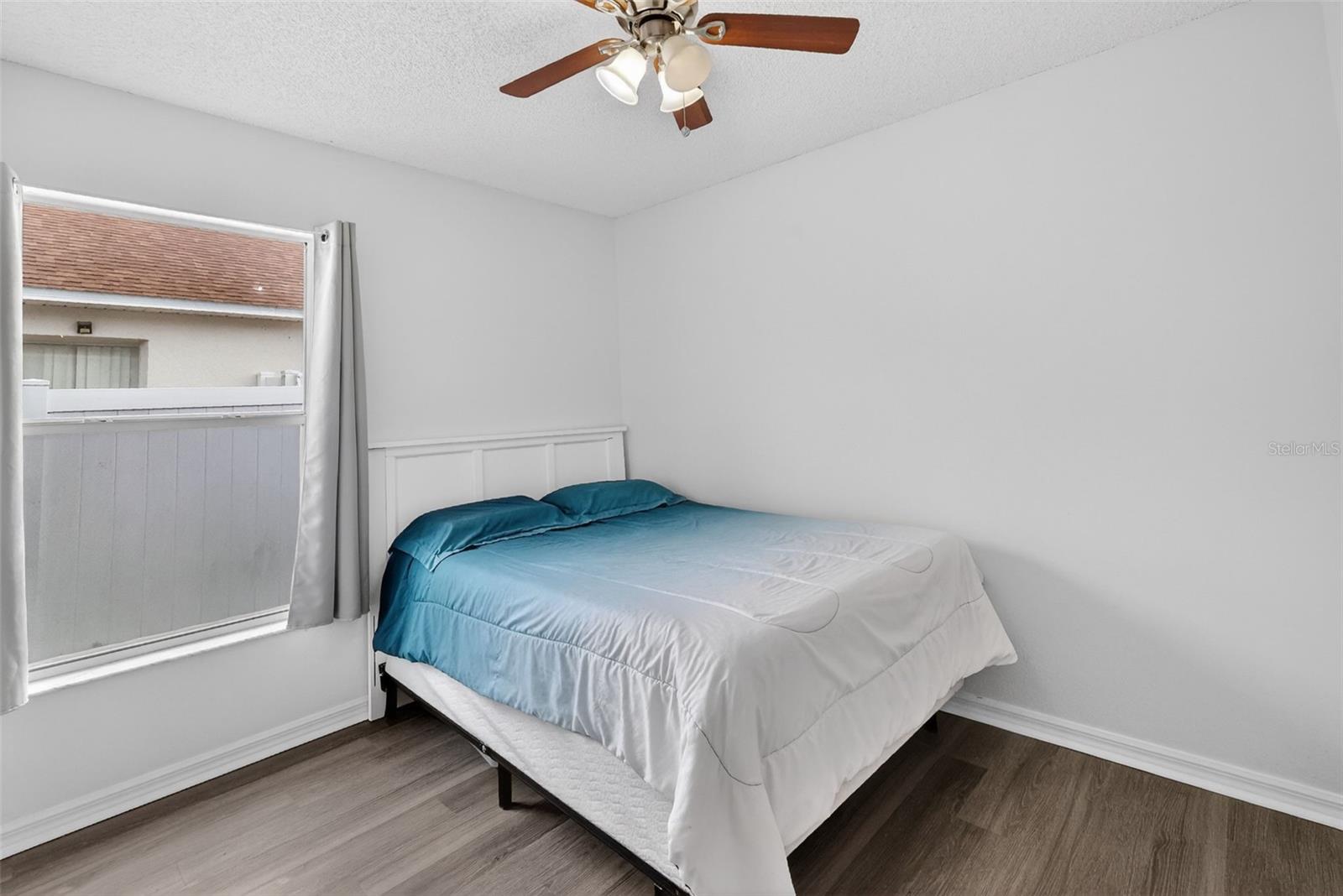 Image 17 of 23 For 121 Sonja Circle