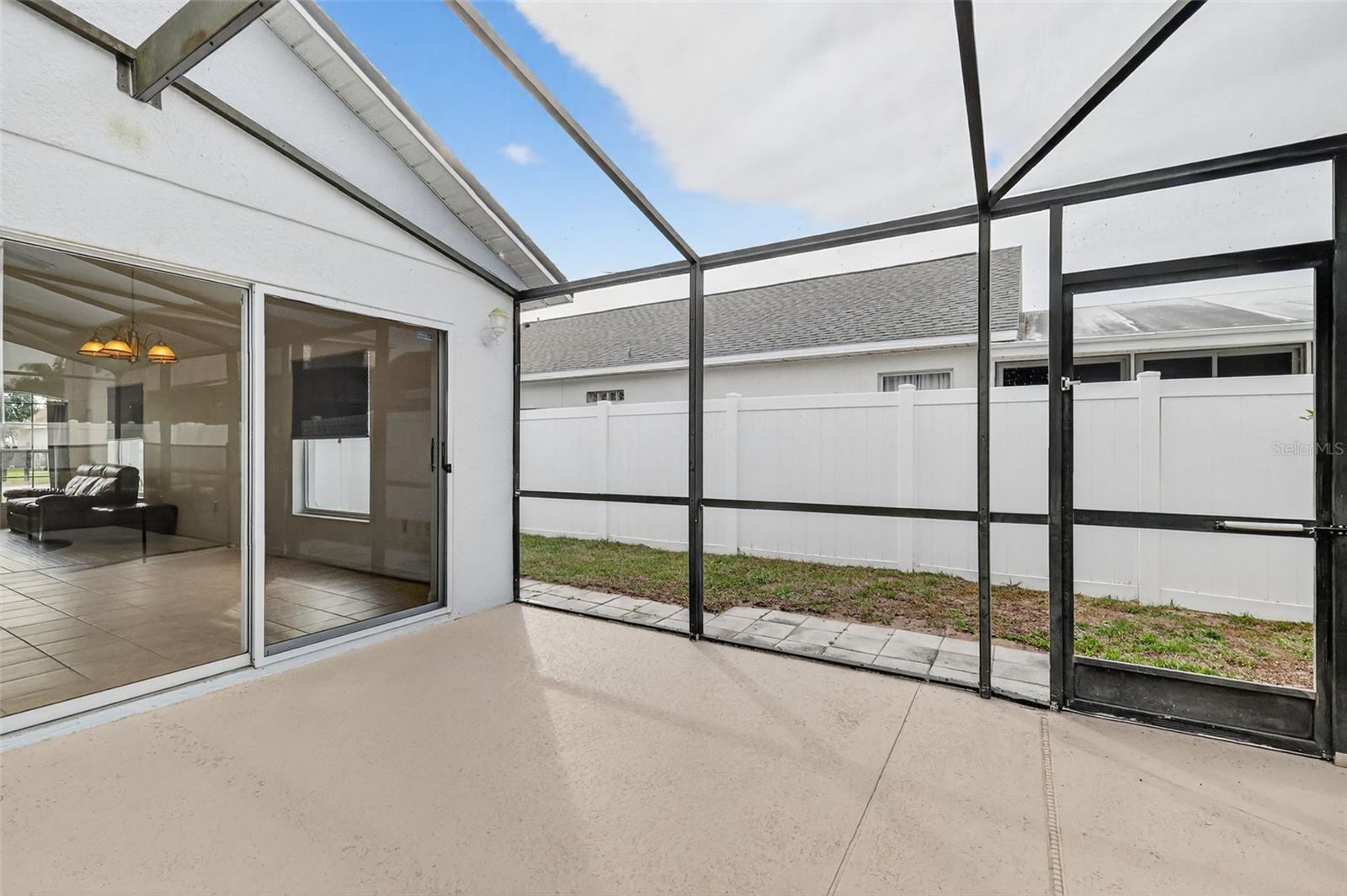 Image 20 of 23 For 121 Sonja Circle