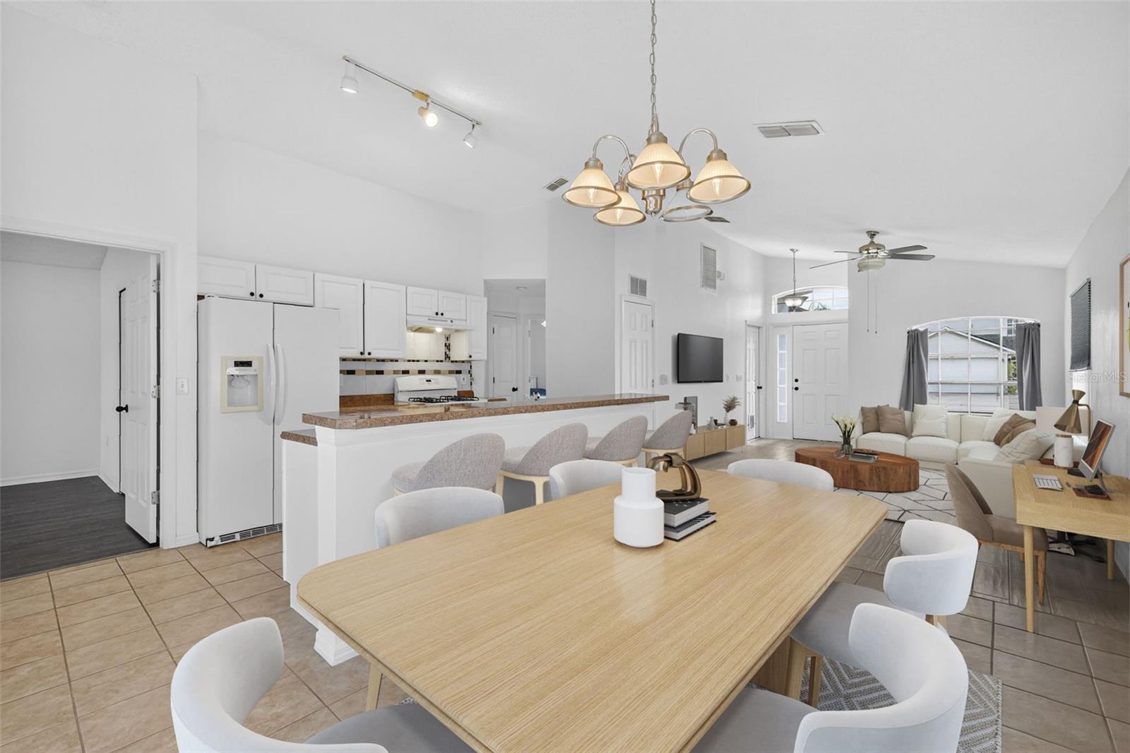 Image 6 of 23 For 121 Sonja Circle