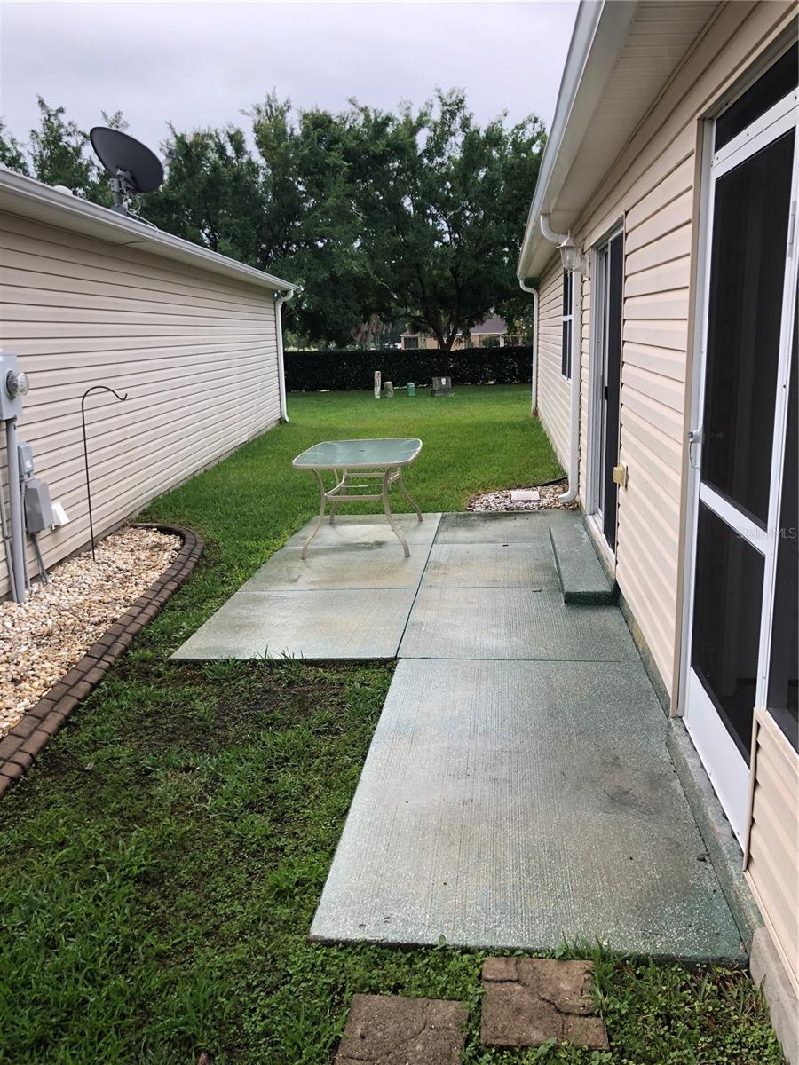 Image 19 of 20 For 2566 Hialeah Avenue