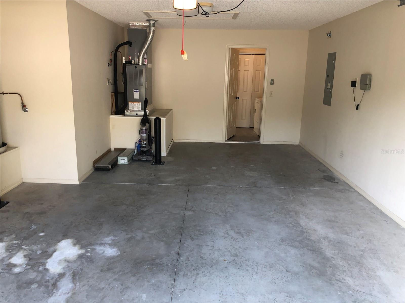 Image 20 of 20 For 2566 Hialeah Avenue