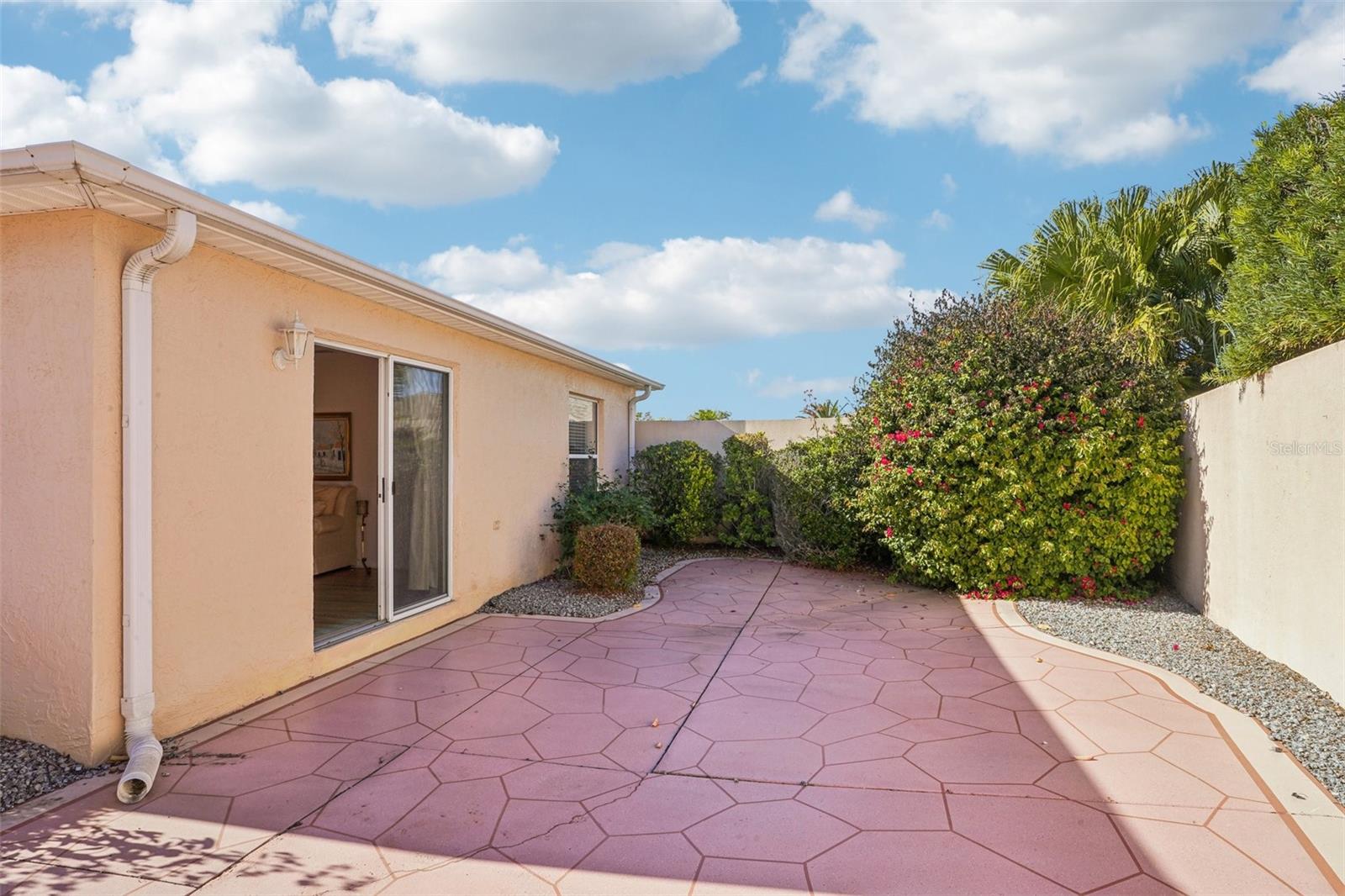 Image 27 of 30 For 871 Trevino Terrace