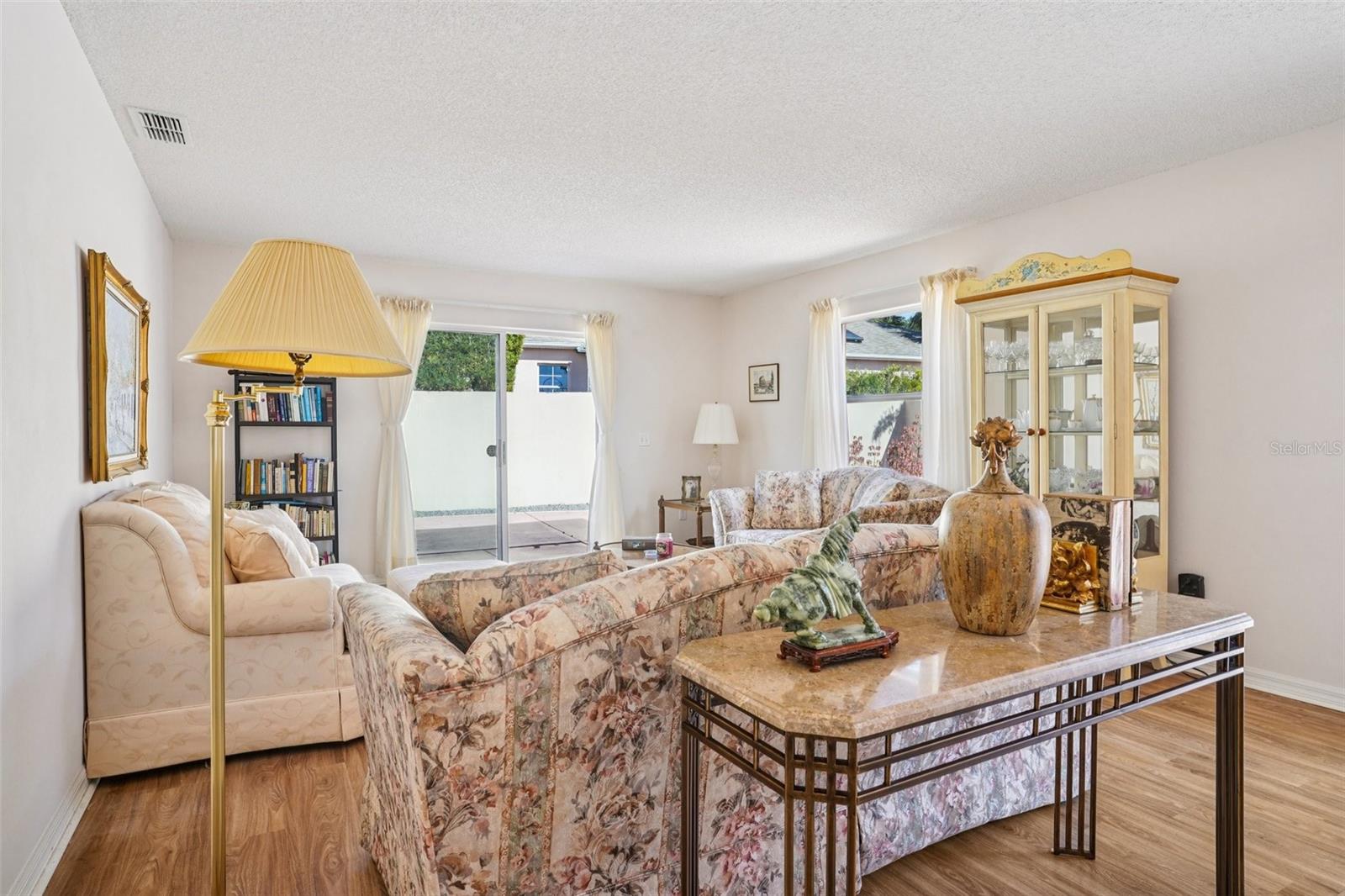 Image 7 of 30 For 871 Trevino Terrace