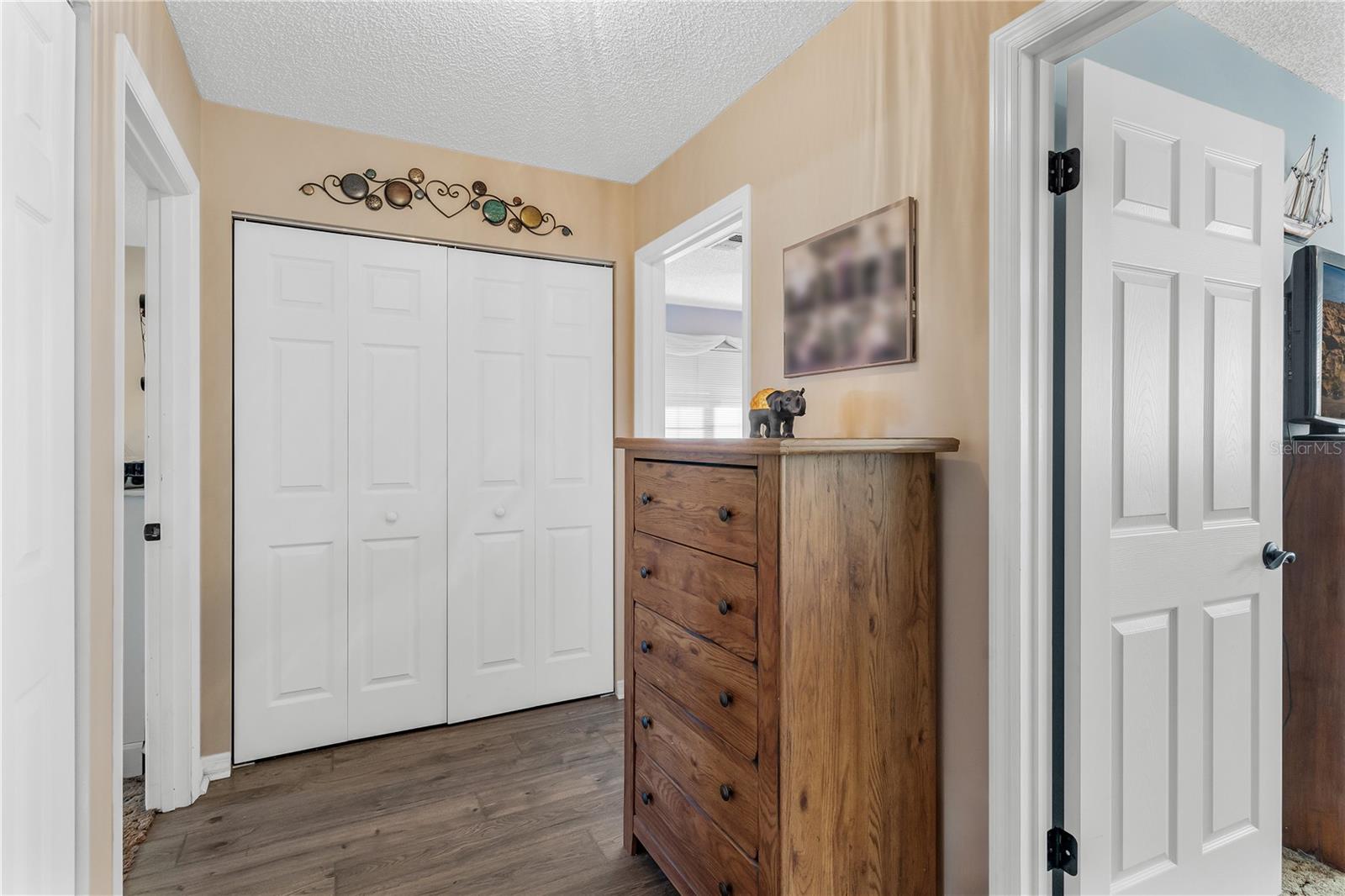 Image 22 of 49 For 2013 Edgewood Avenue