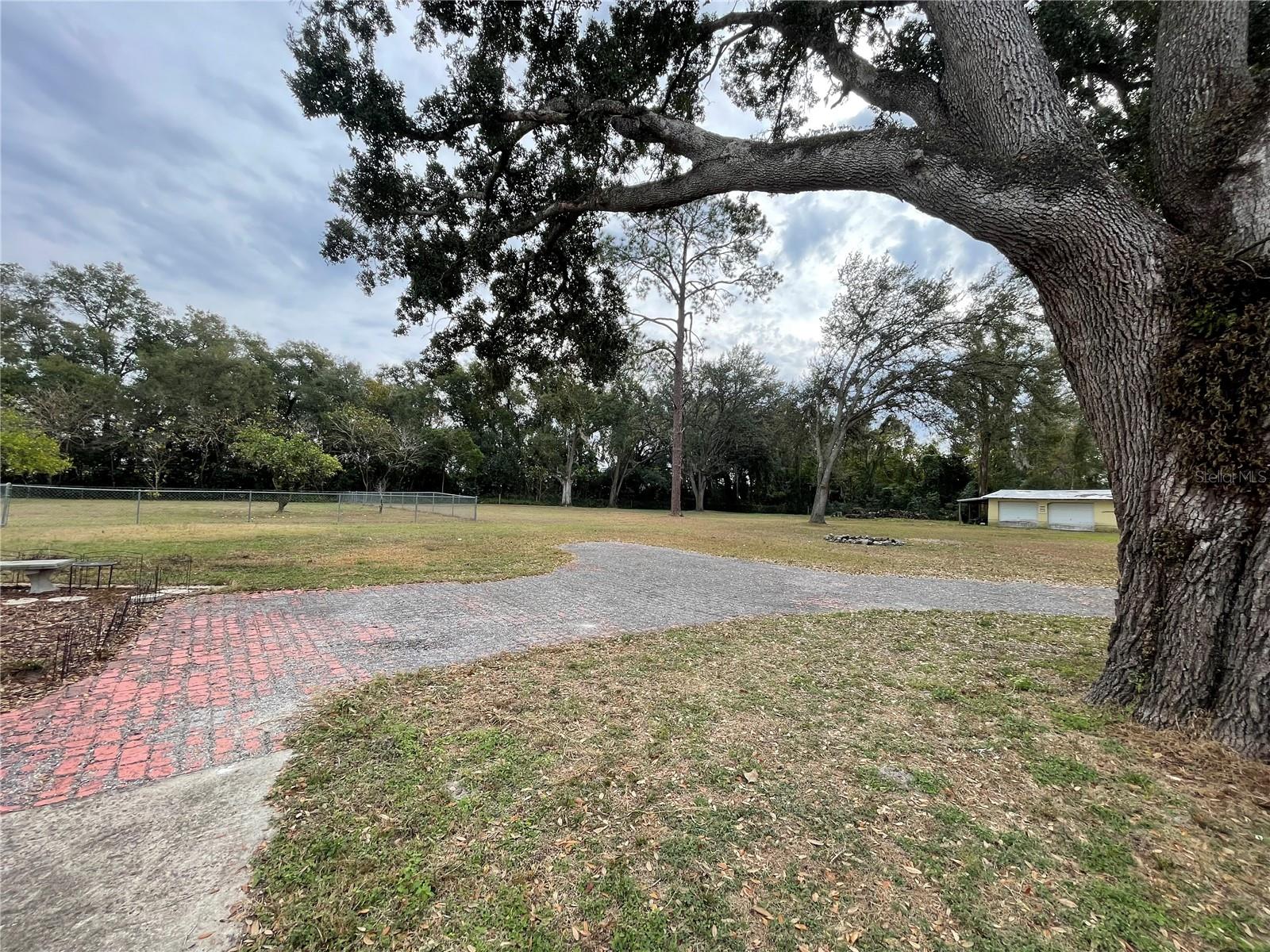 Image 33 of 33 For 202 Warfield Avenue