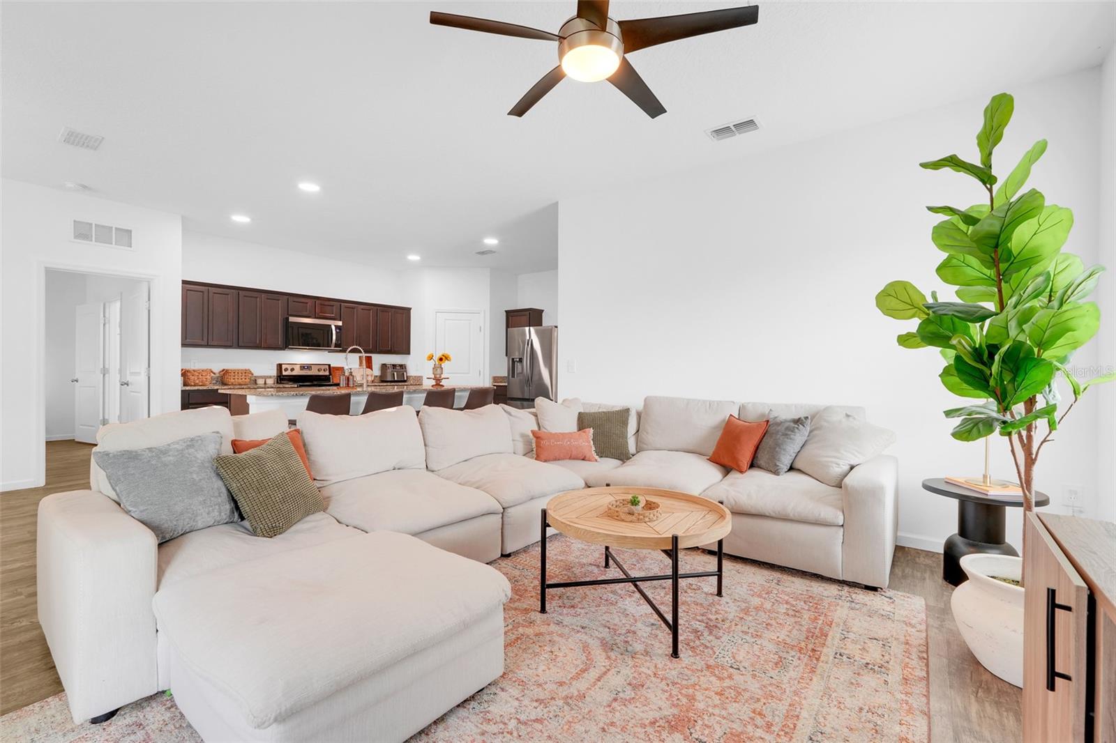 Image 21 of 48 For 16332 Blooming Cherry Drive