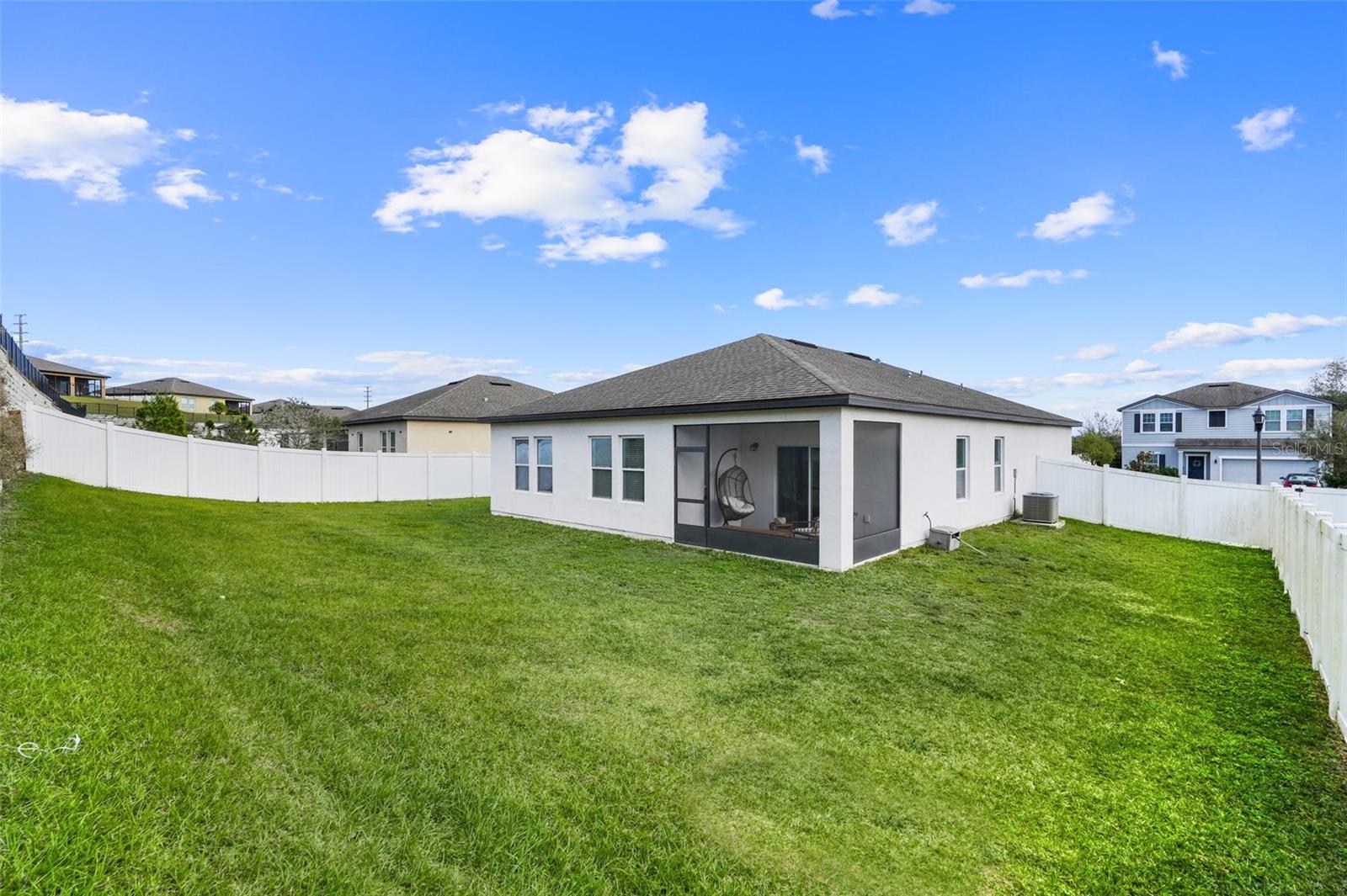 Image 39 of 48 For 16332 Blooming Cherry Drive