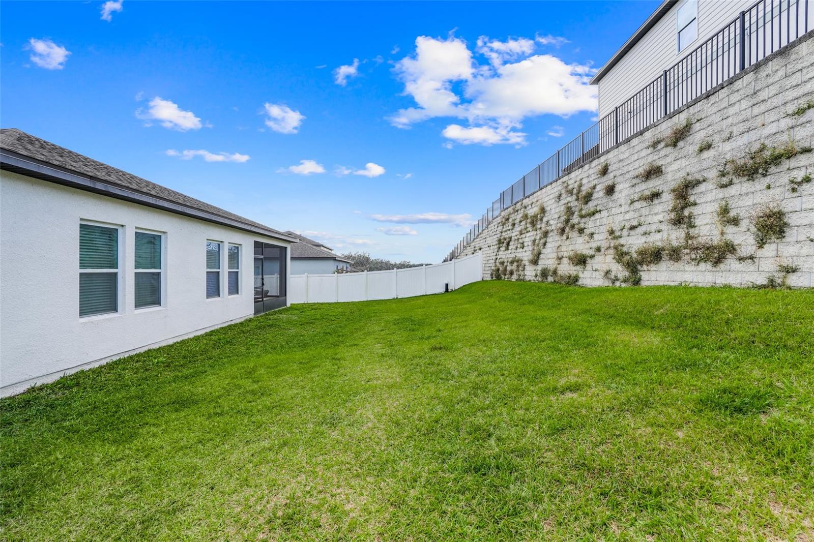 Image 40 of 48 For 16332 Blooming Cherry Drive