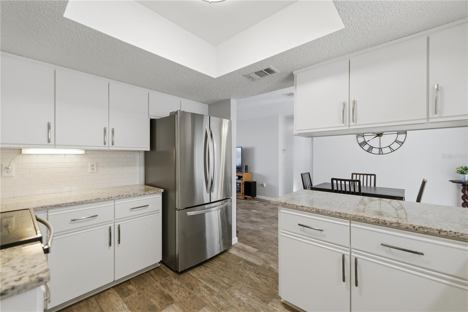 Image 15 of 33 For 10492 178th Street