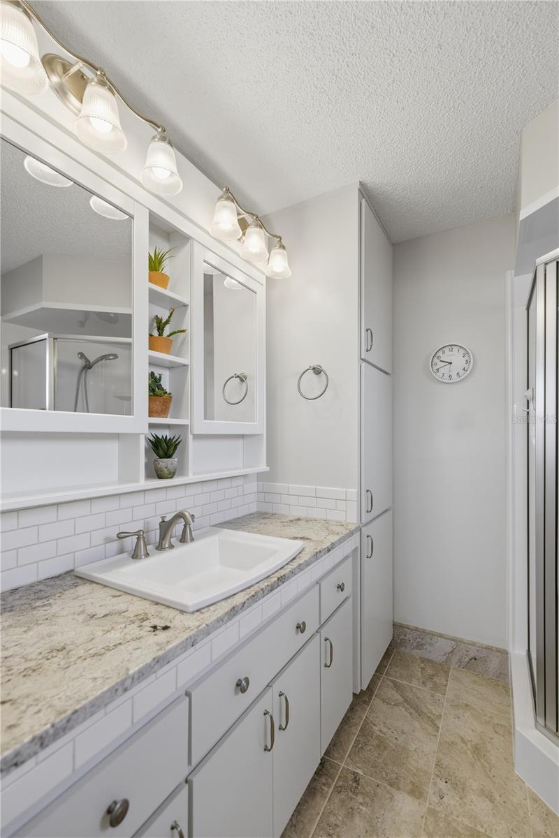 Image 19 of 33 For 10492 178th Street