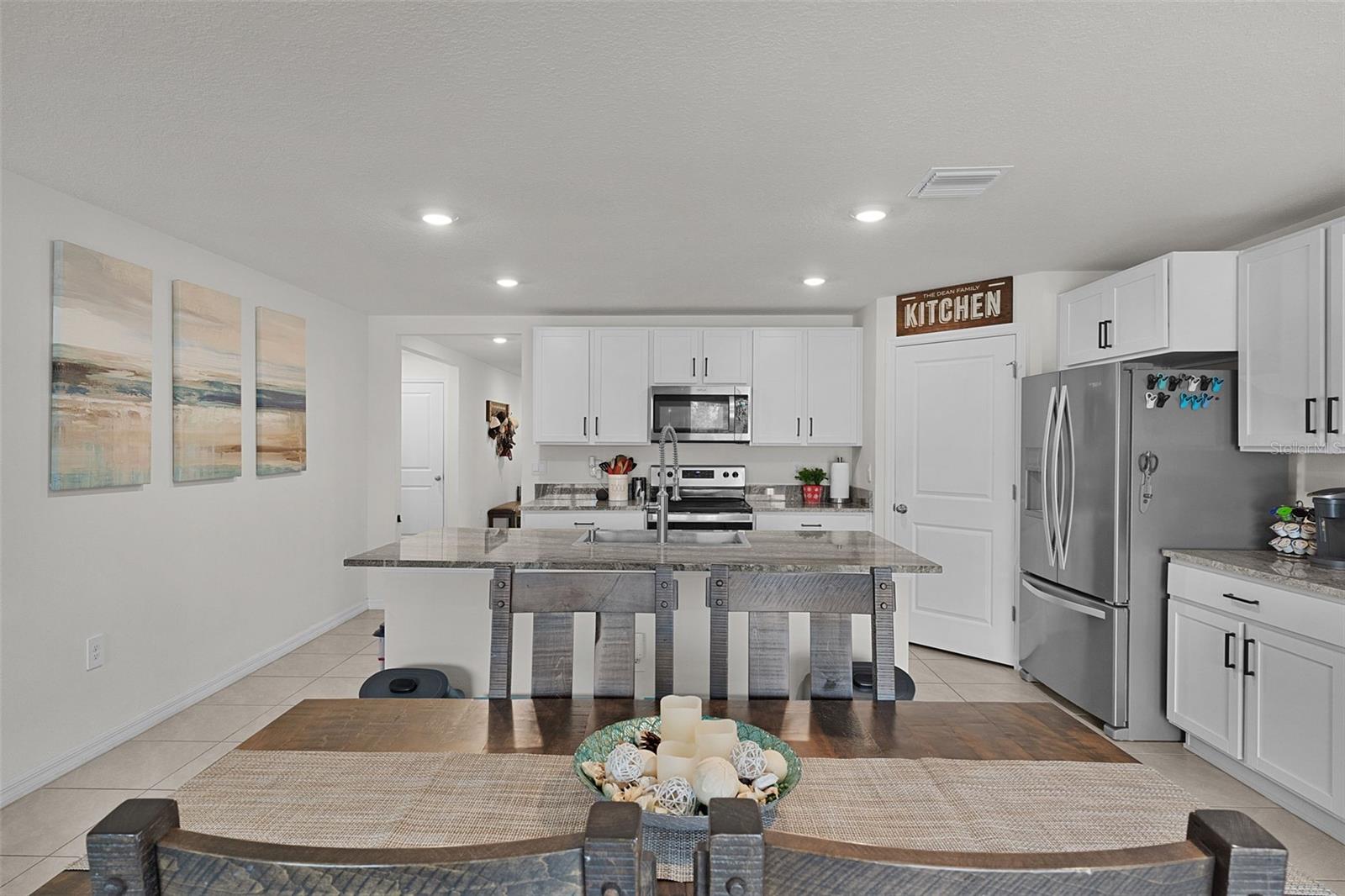 Image 12 of 52 For 6735 3rd Loop