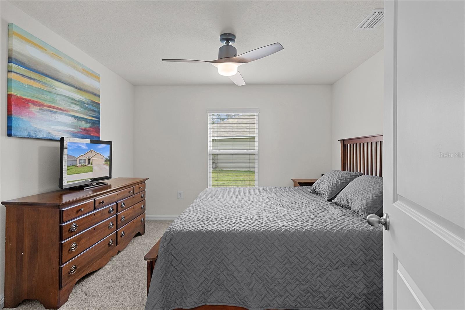 Image 21 of 52 For 6735 3rd Loop