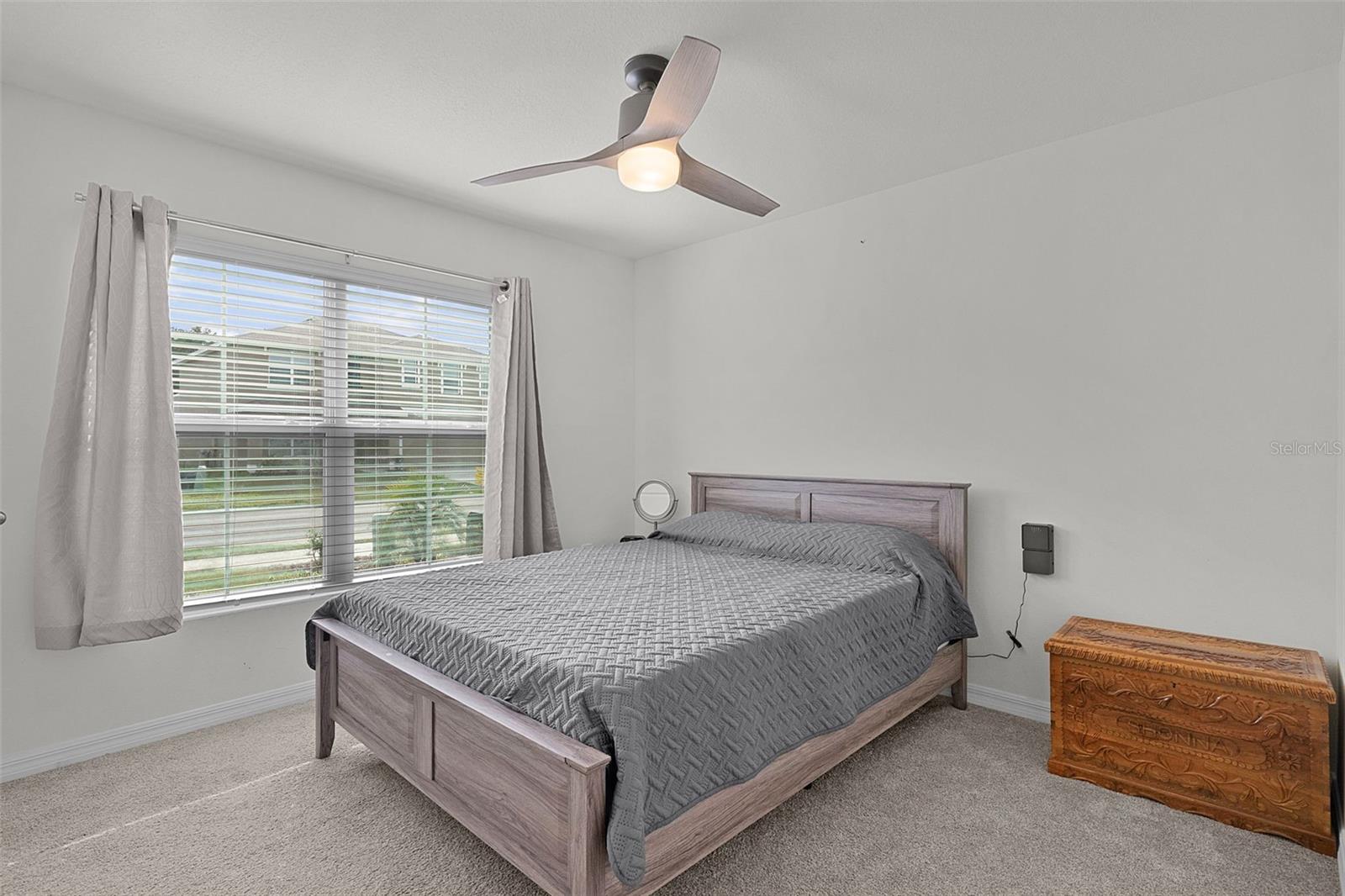 Image 23 of 52 For 6735 3rd Loop