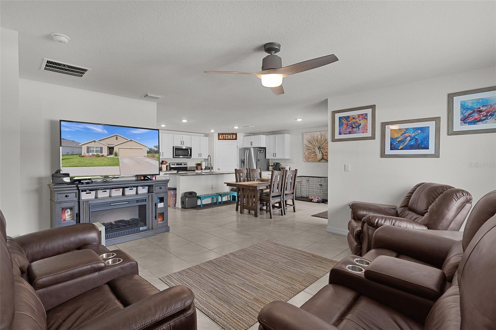 Image 5 of 52 For 6735 3rd Loop