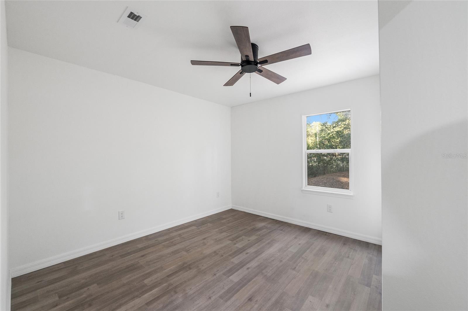 Image 21 of 32 For 1630 178th Lane