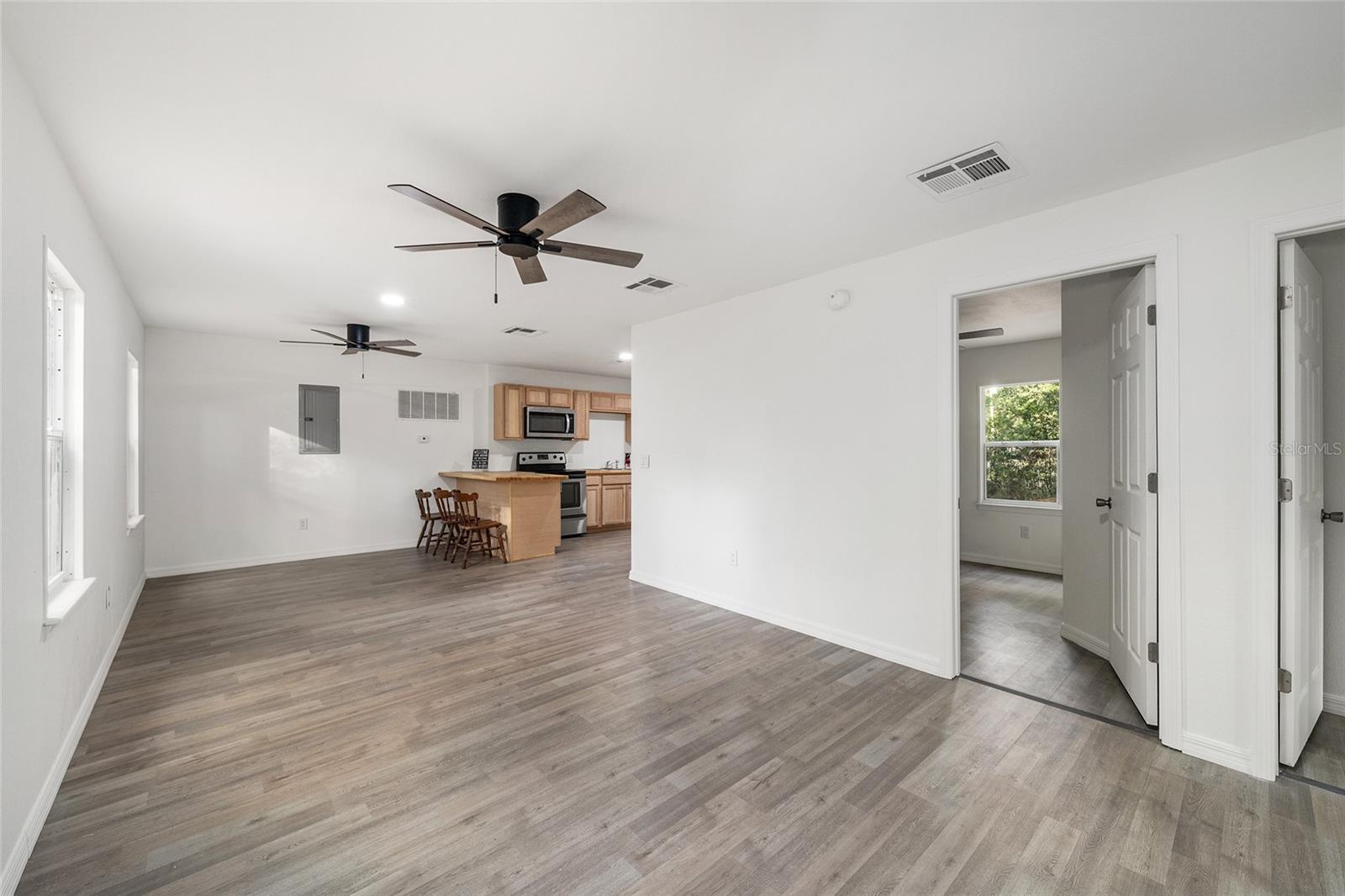 Image 8 of 32 For 1630 178th Lane