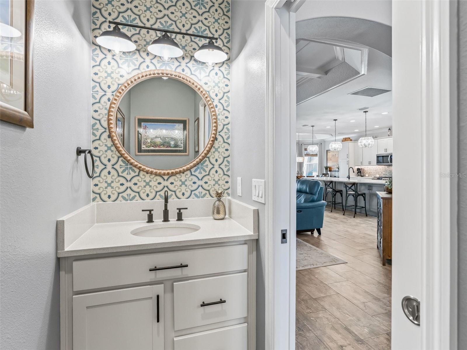 Image 10 of 61 For 5689 Henry Loop